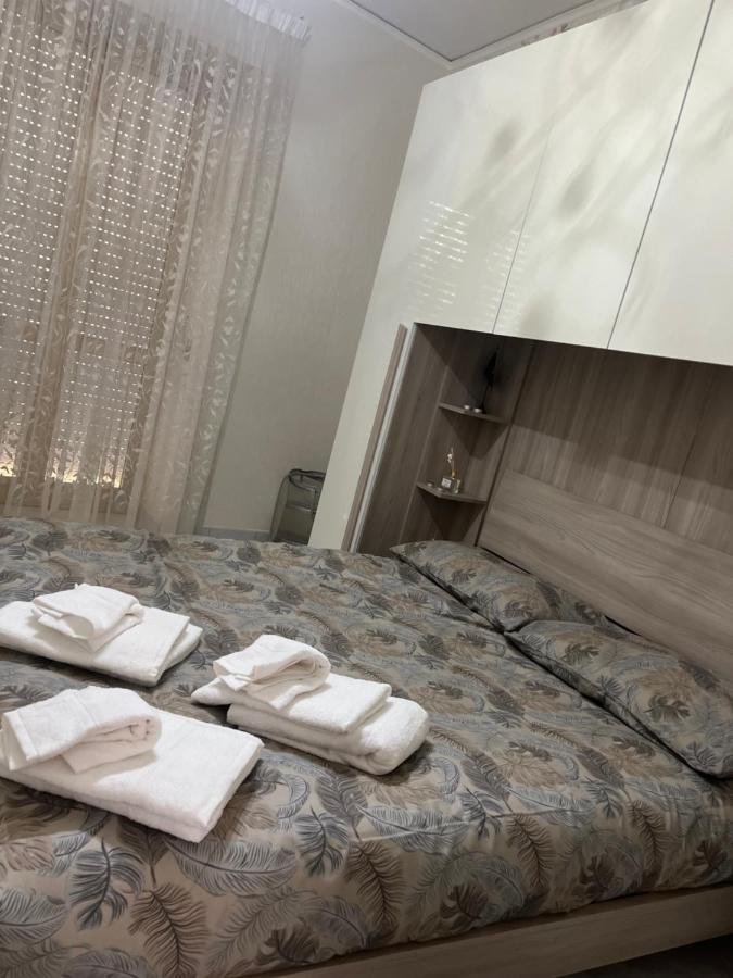Lacasinadisofisa Apartment Napoli Bagian luar foto