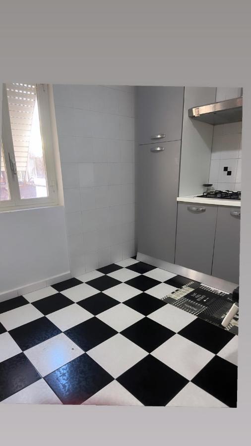 Lacasinadisofisa Apartment Napoli Bagian luar foto