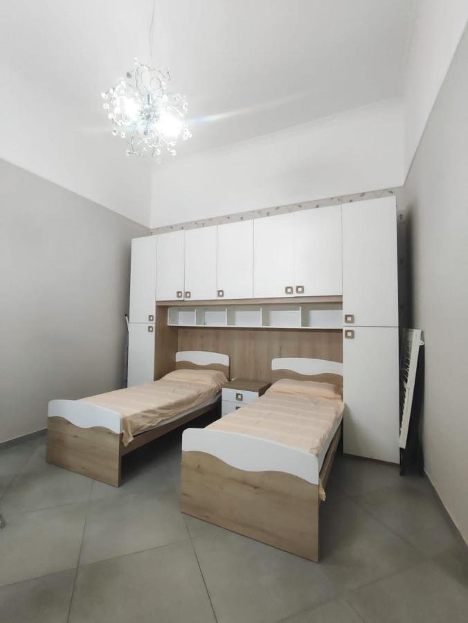 Lacasinadisofisa Apartment Napoli Bagian luar foto
